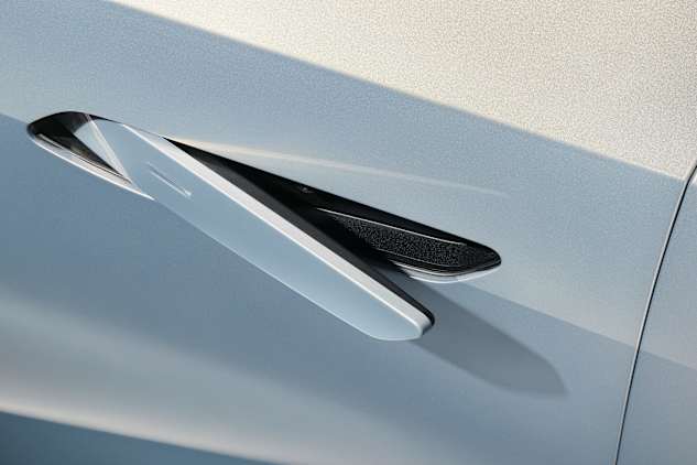 Electrically Hidden Door Handles