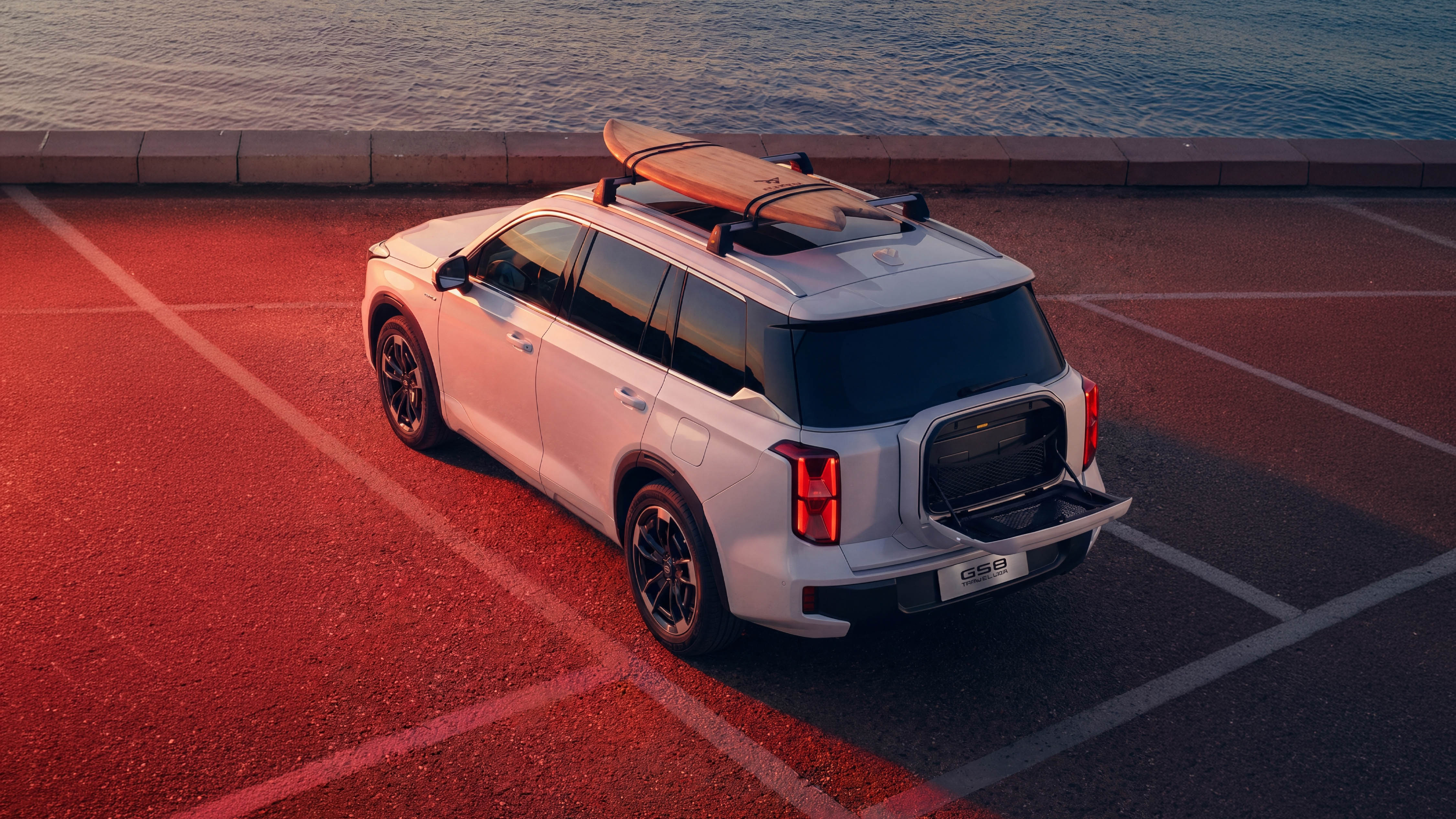 GS8 Traveller