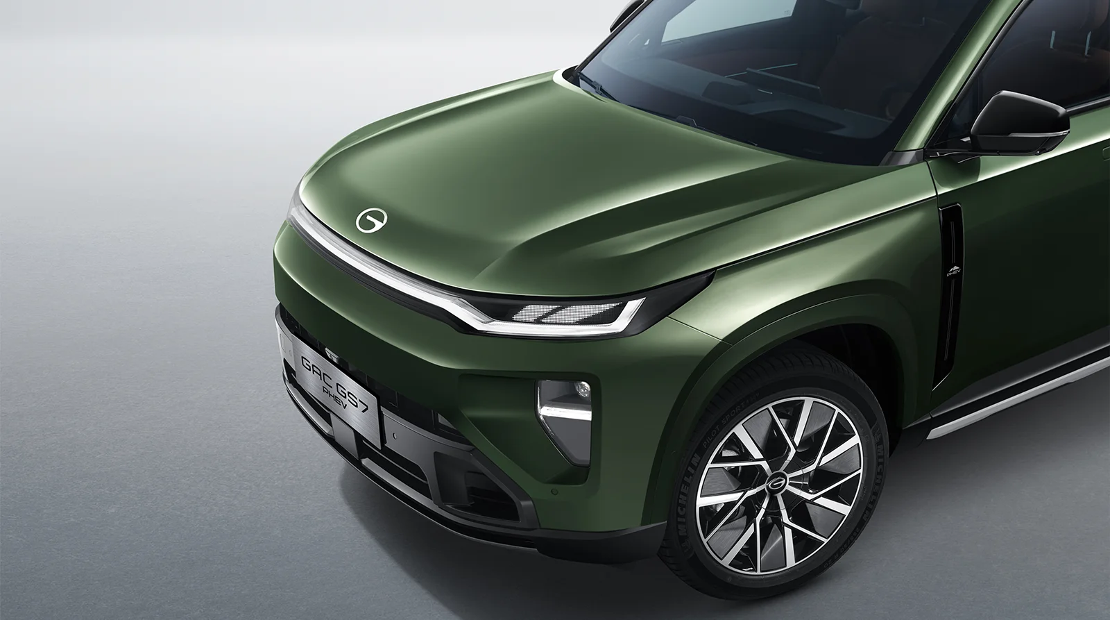 GS7 Exterior