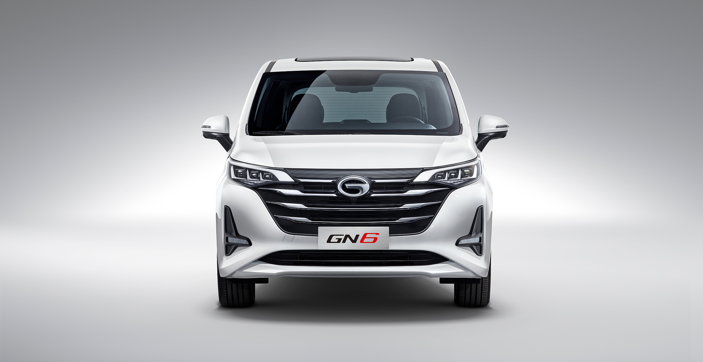 GN6 dynamic and avant-garde LED lights